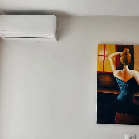 Fabulous Two Bedroom Near Vistas In Cristianos Apartmán Arona (Tenerife)